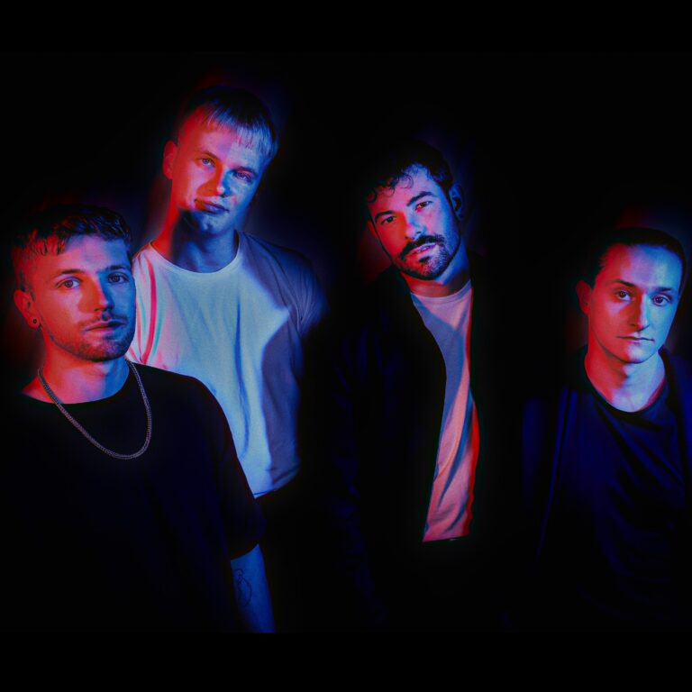 Endeavour_Press_Picture_Vertical